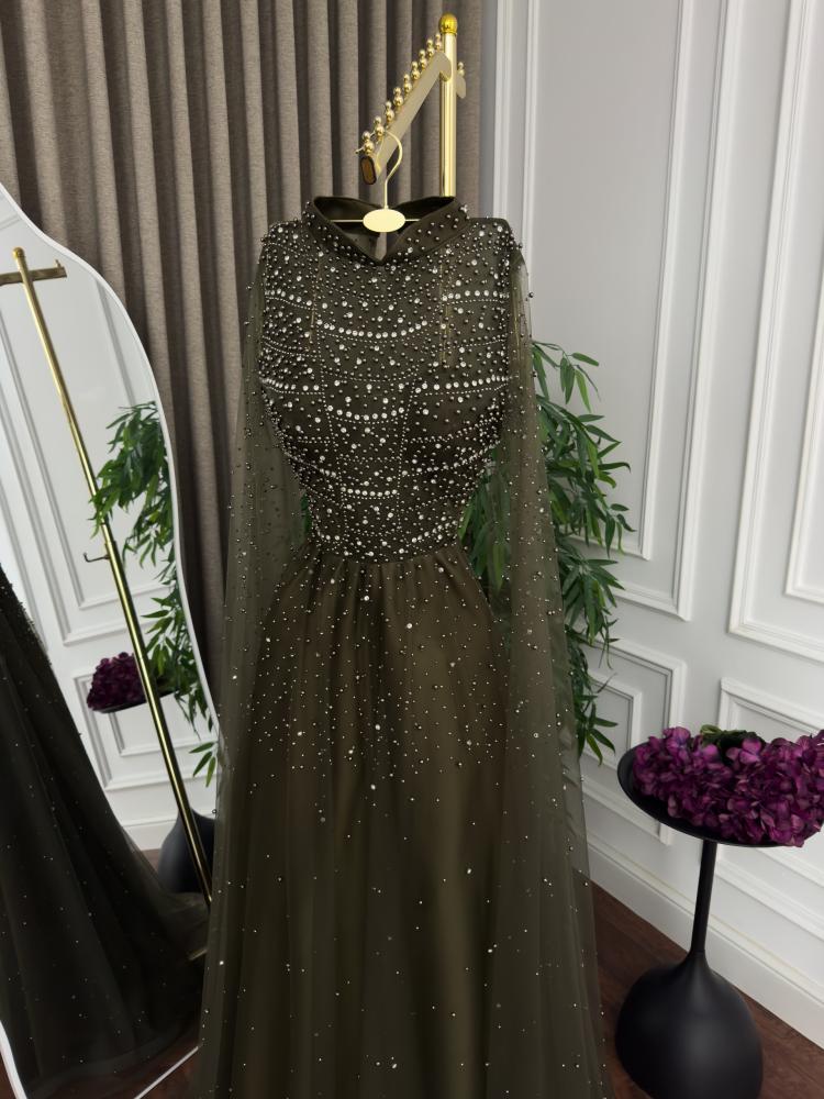 Salma's dress