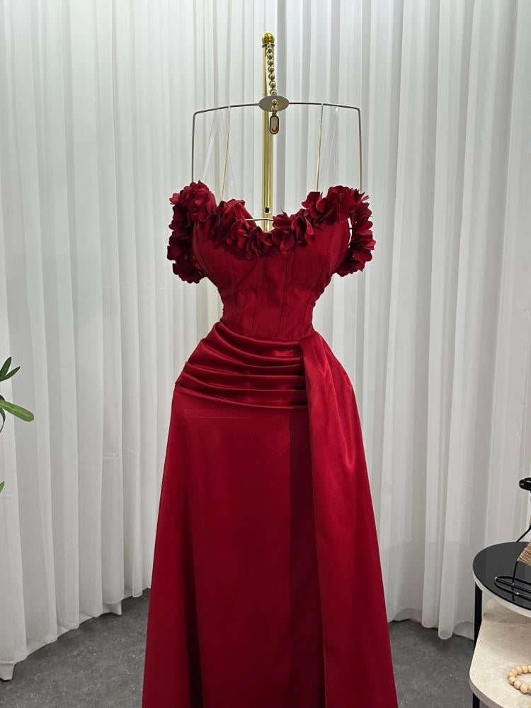Nermine's dress