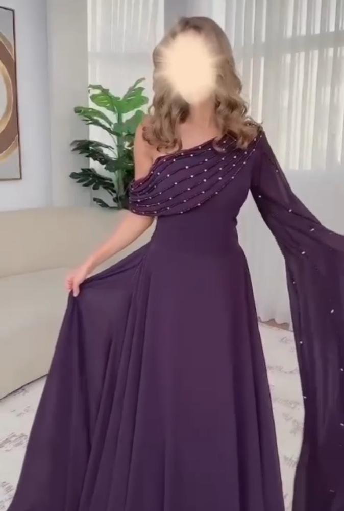 فستان تيما