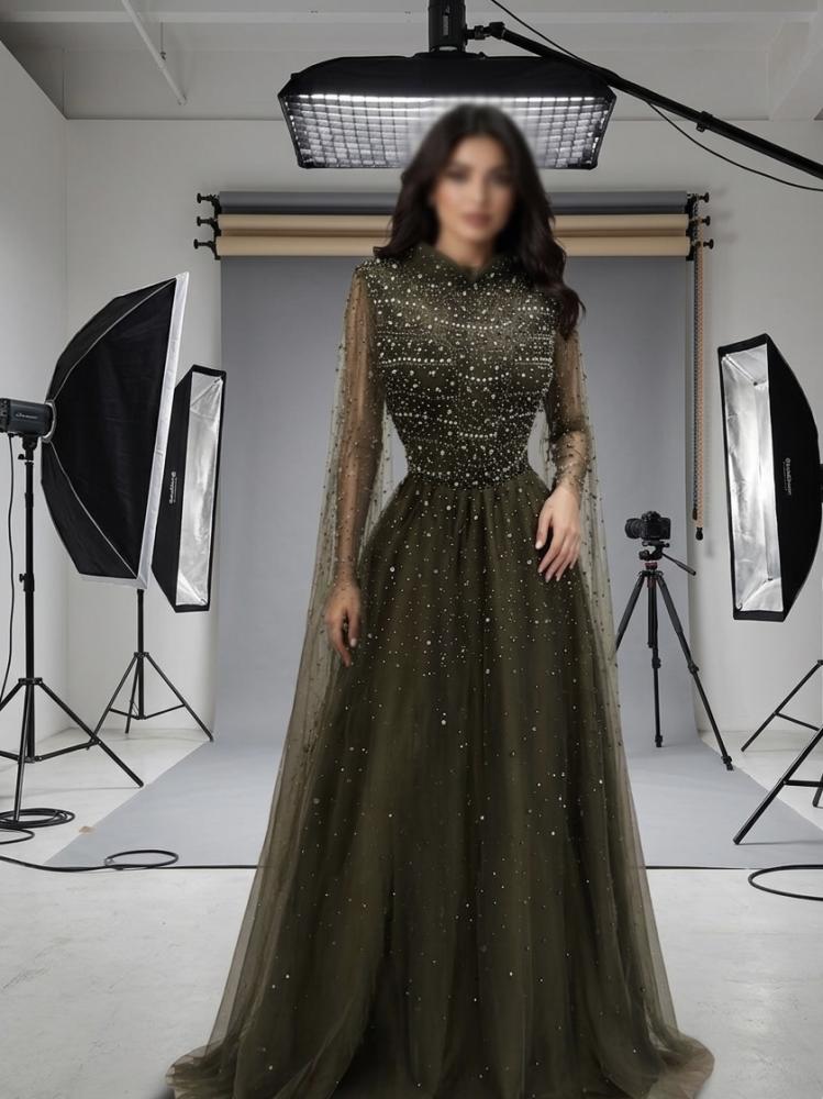 Salma's dress