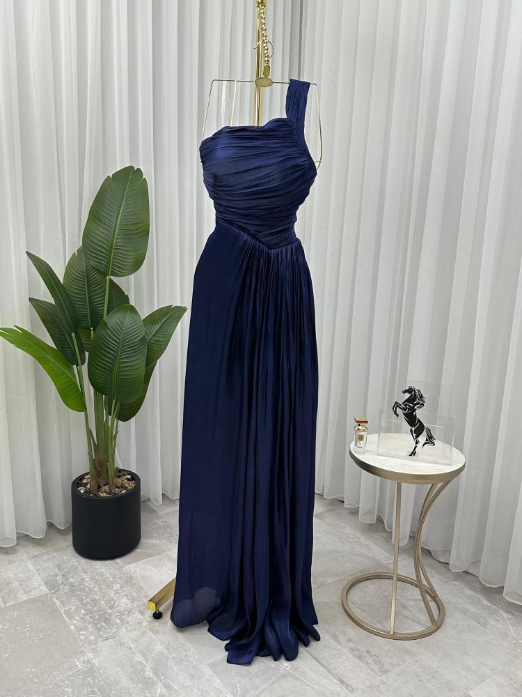Laila dress