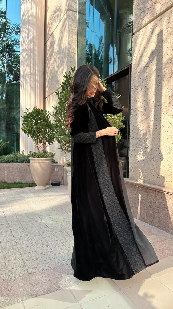عباية جلنار