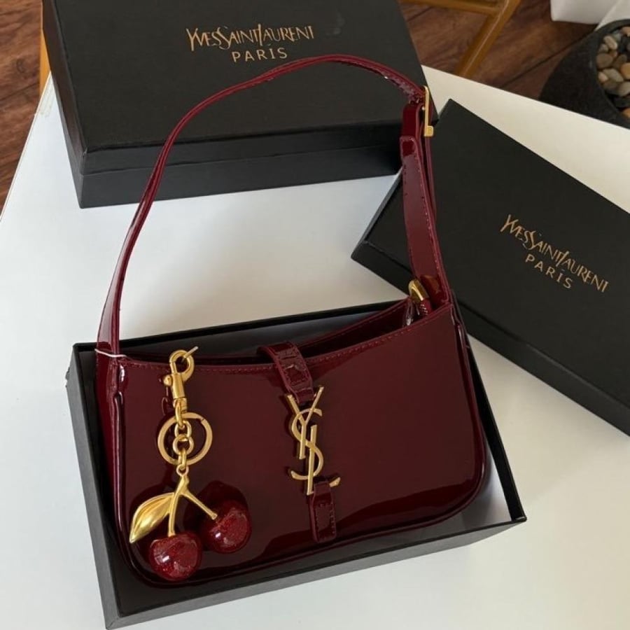 شنطة YSL