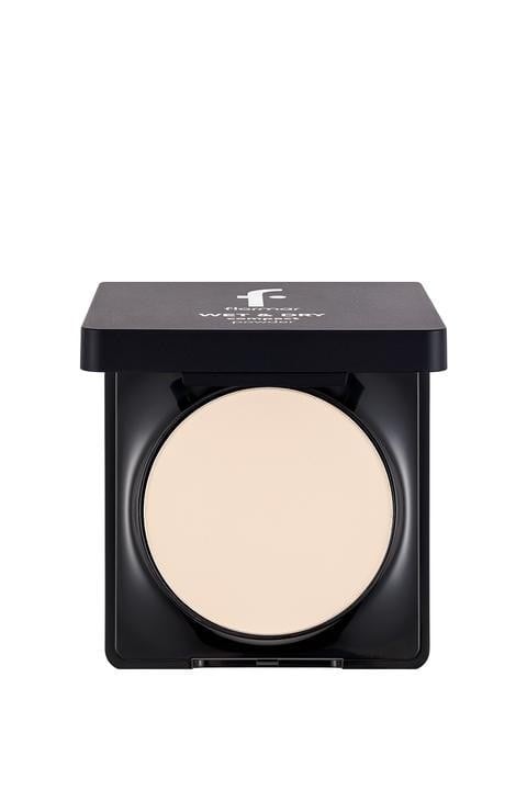 Flormar creamy pressed powder, moist and dry, with a semi-matte finish 004