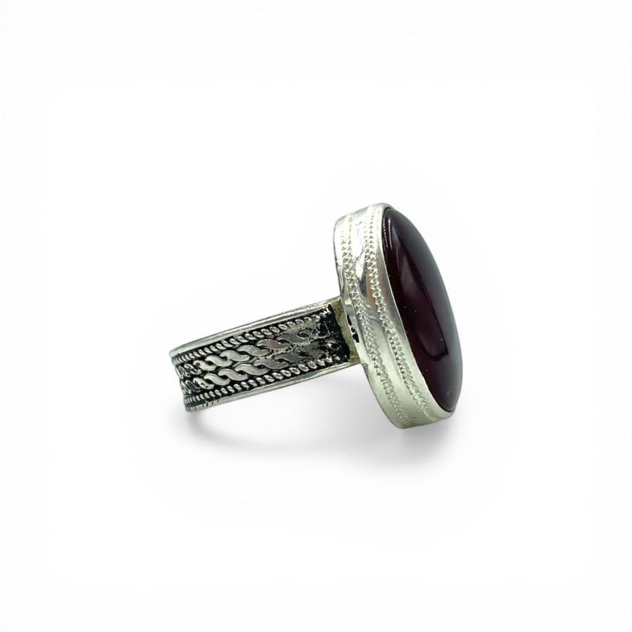 Luxury men's carnelian agate ring