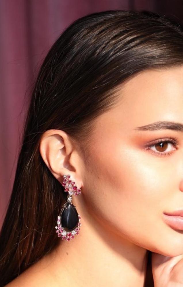 اقراط اذن فاخرة مطلية بالروديوم ومزينه بالزركون والاحجار الطبيعيه