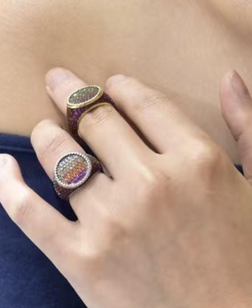 Pinky ring بتصميم راقي مزين بالزركون