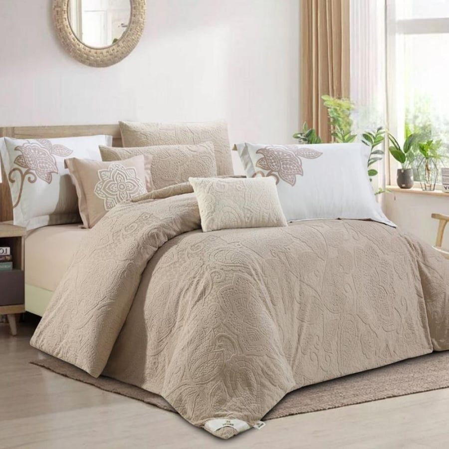 King bedspread set from Horses, duvet for two, soft fabric jacquard and modern pattern, 8 pieces SAMAR-04