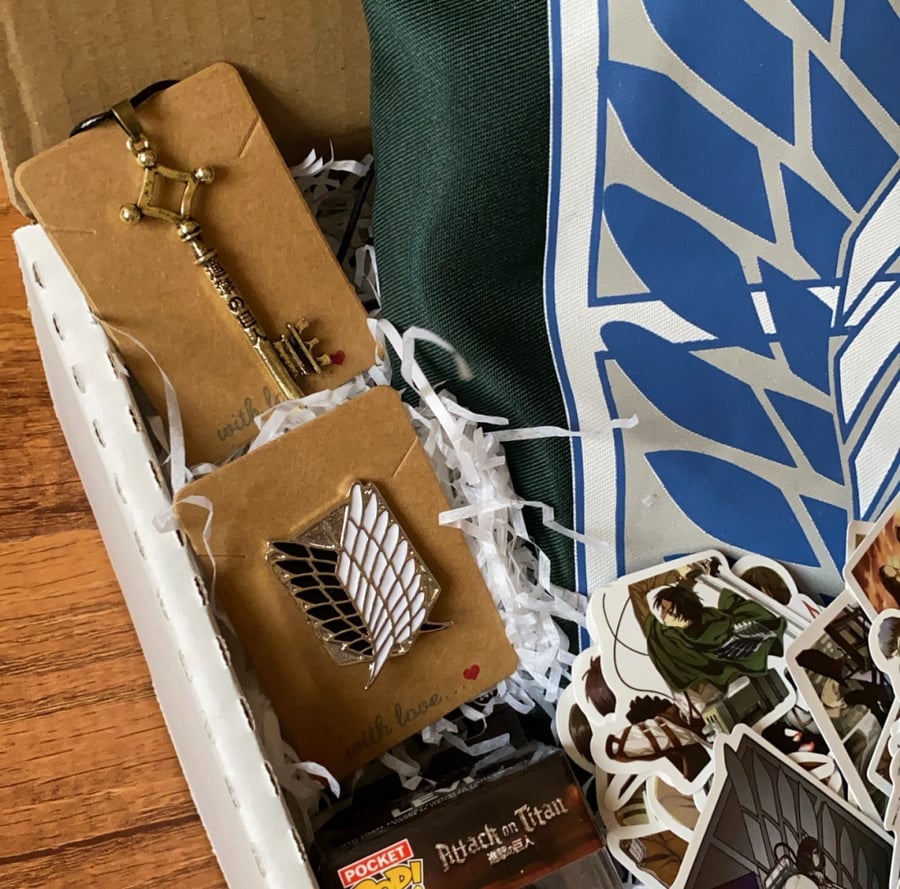 بوكس هجوم العمالقة - Attack on titan Box