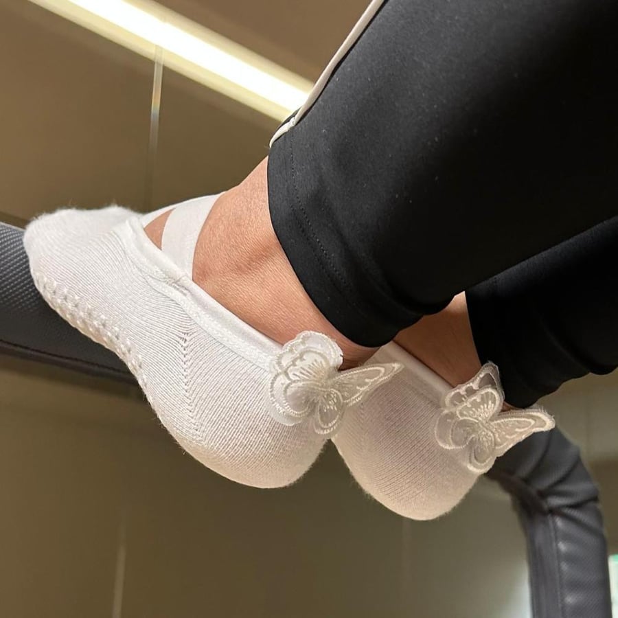 White butterfly grip socks