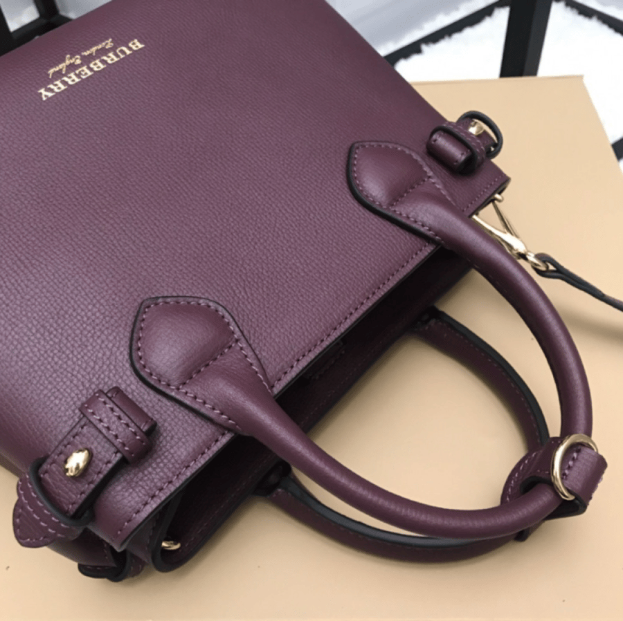شنطة Burberry