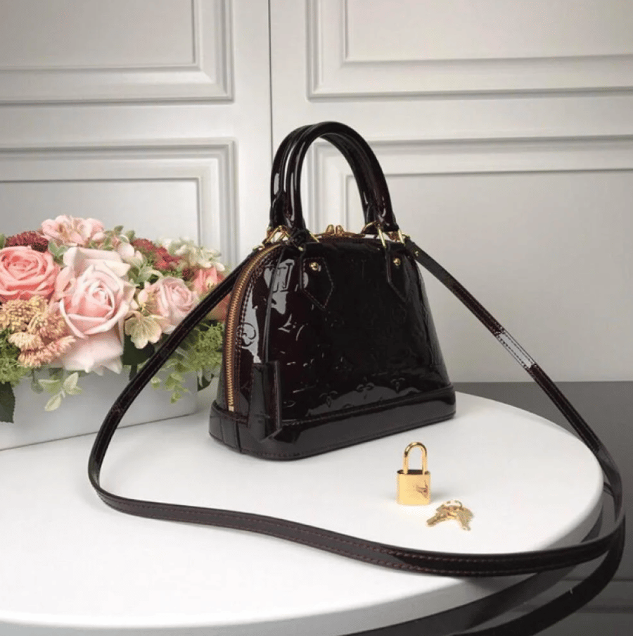 شنطة لويس فيتون Lv bb alma