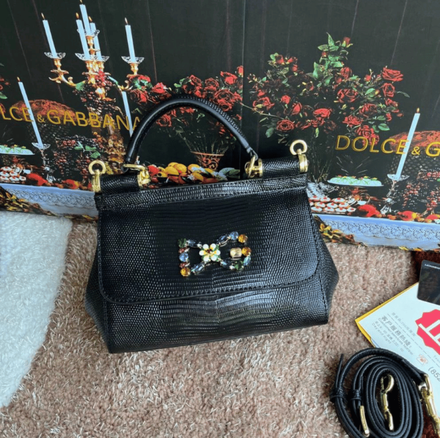 شنطة دولتشي اند غابانا D&G