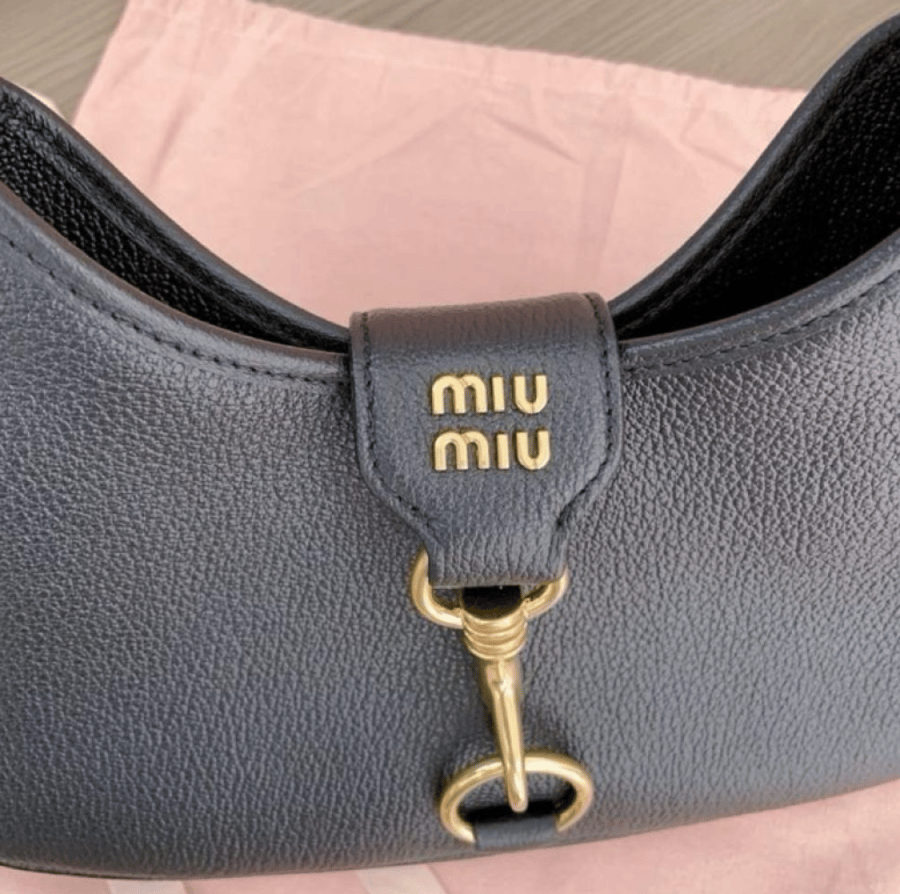 شنطة miu miu