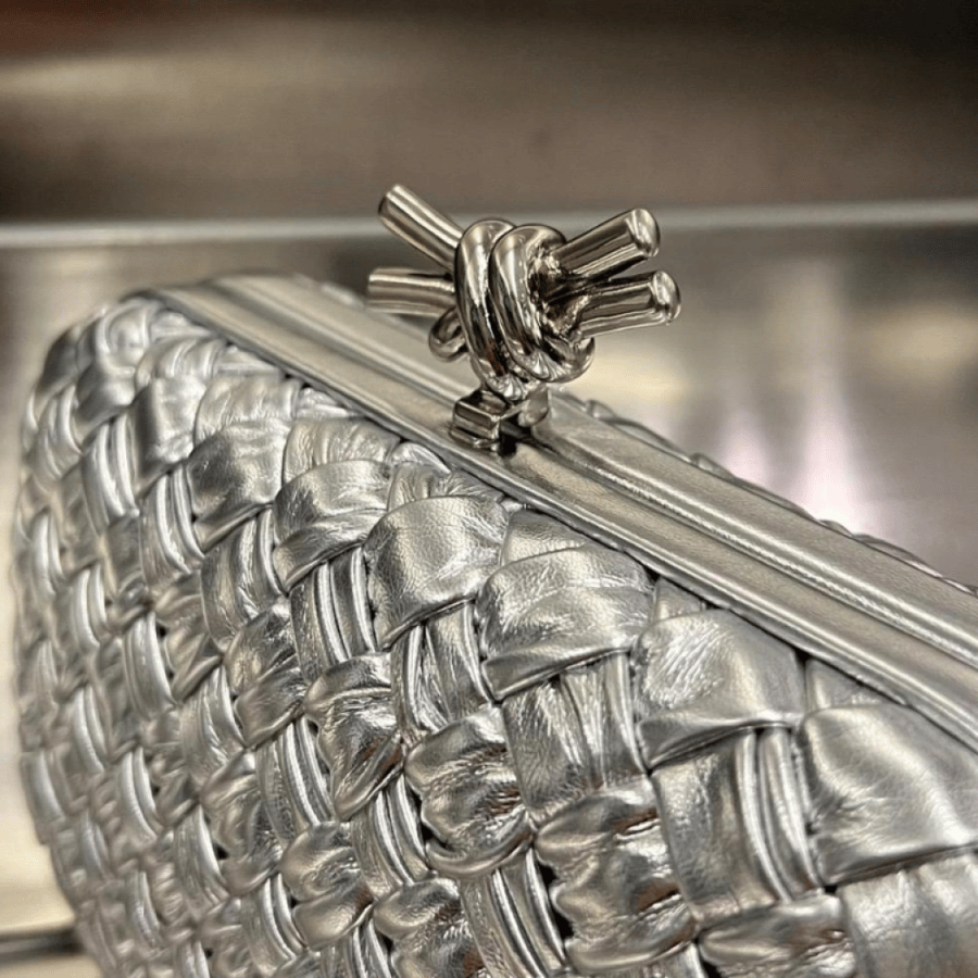 شنطة بوتيغا فينيتا Bottega Veneta