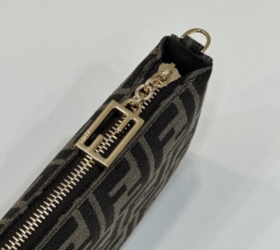 شنطة فندي Fendi