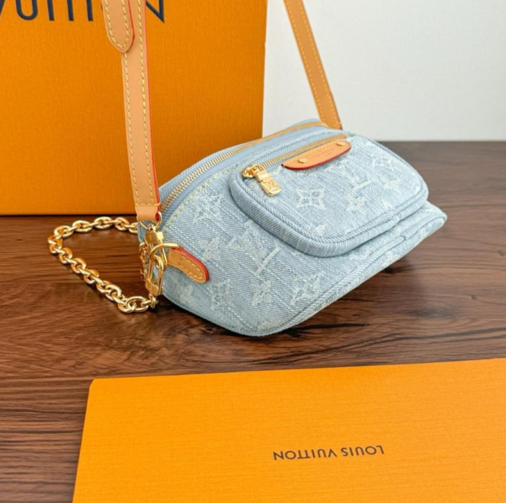 شنطة لويس فيتون Lv mini BumBag