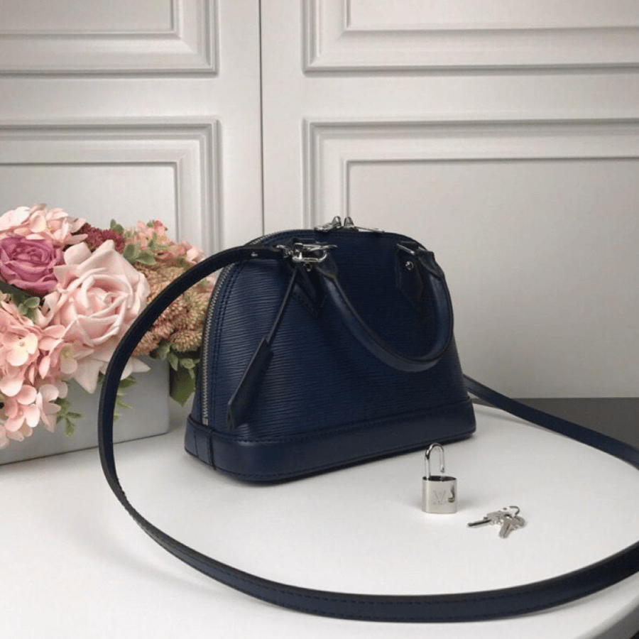 شنطة لويس فيتون Lv bb alma