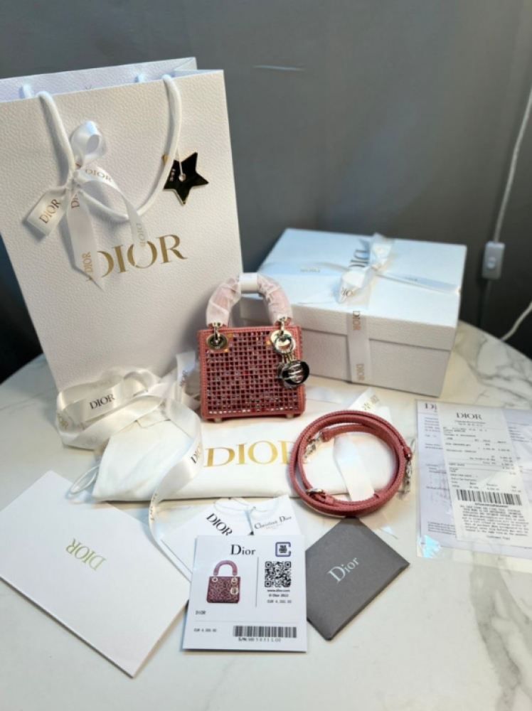 شنطة Dior