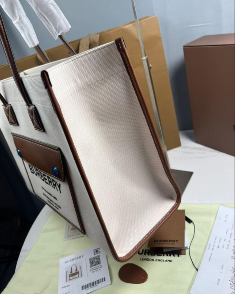 شنطة بربري Burberry
