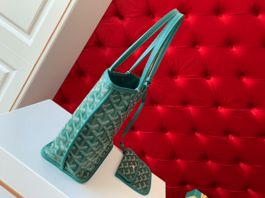 شنطة (Goyard (Anjou
