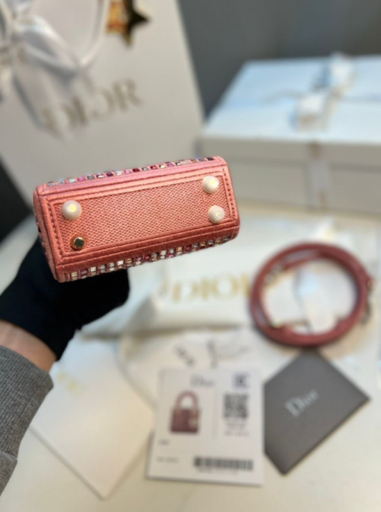 شنطة Dior