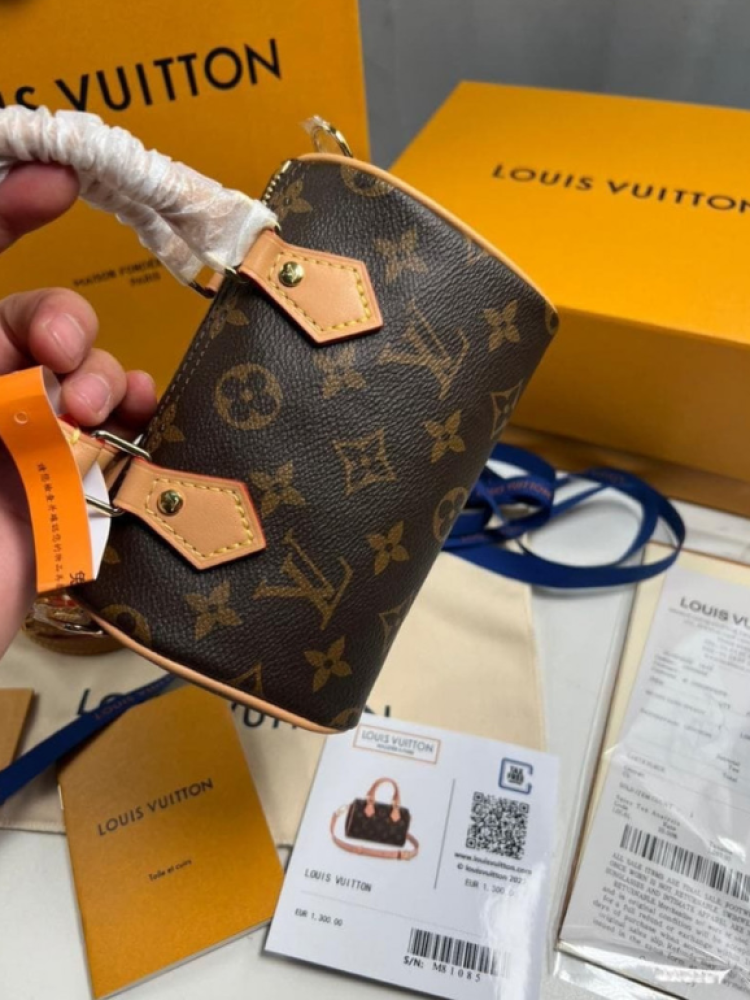 شنطة لويس فيتون نانو سبيدي LV Nano Speedy