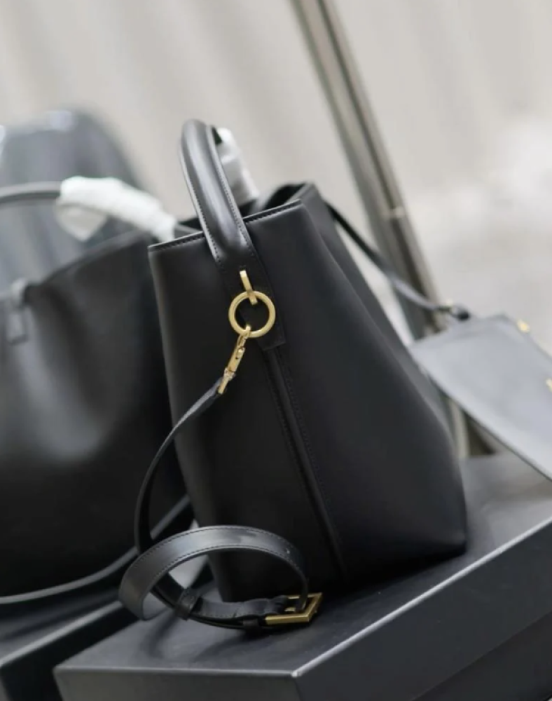شنطة سان لوران بوكيت Bucket YSL