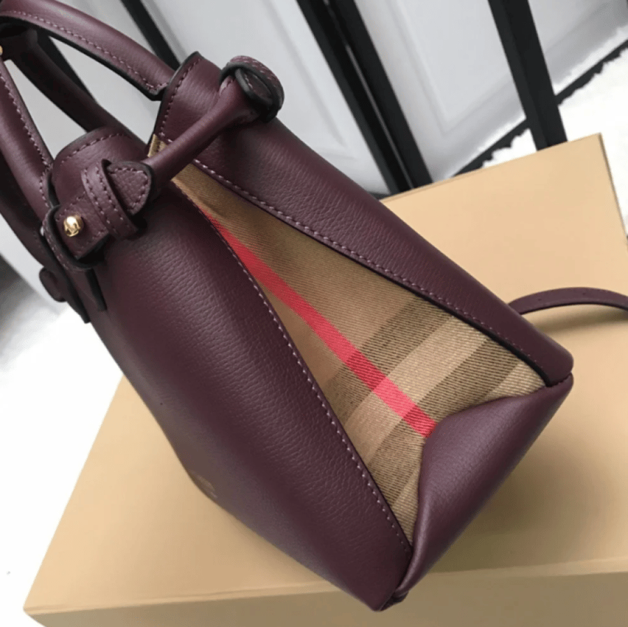 شنطة Burberry