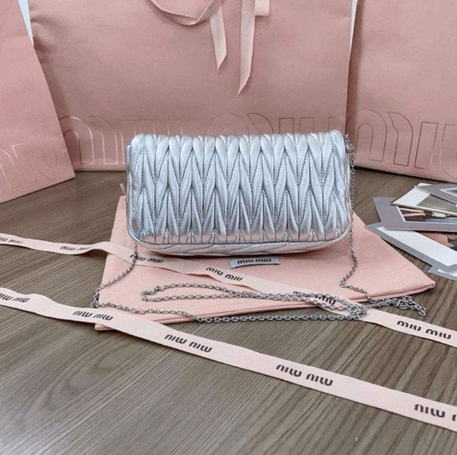 شنطة ميو ميو Miu Miu