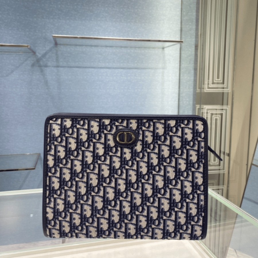 باوتش Dior