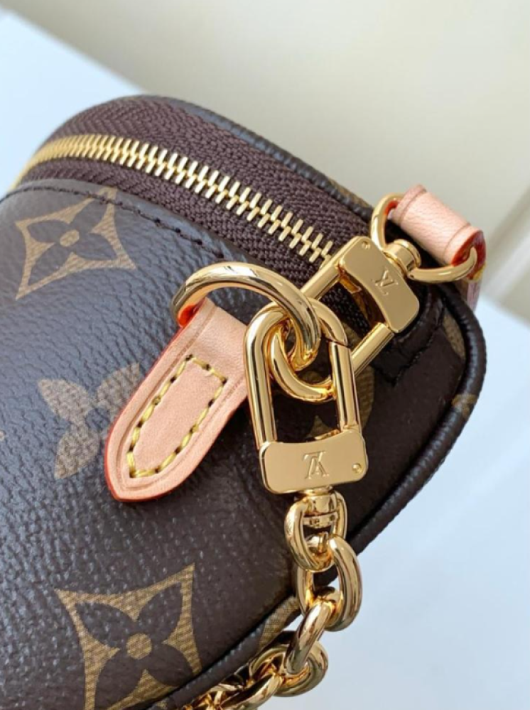 شنطة لويس فيتون Lv mini BumBag