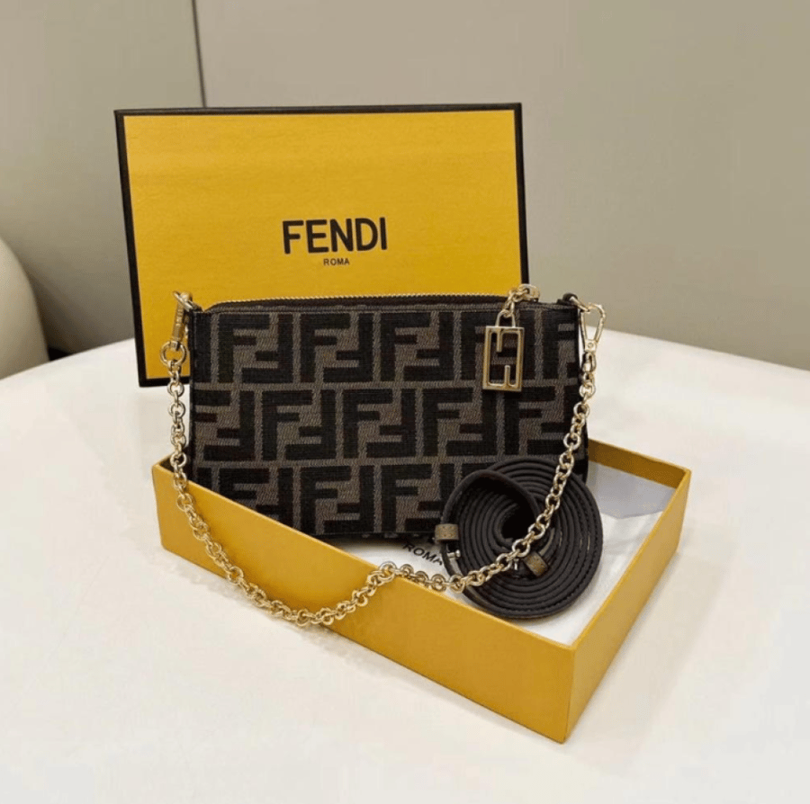 شنطة فندي Fendi