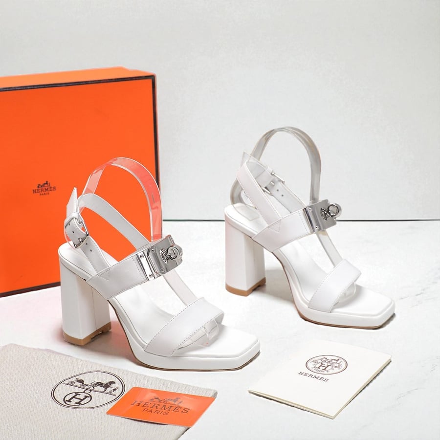 Hermès H buckle luxury heel
