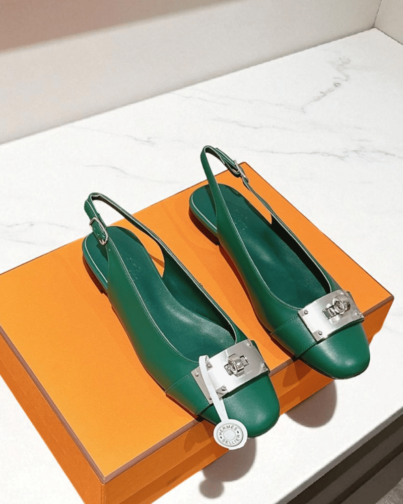 تصميم Hermès Innocente الأنيق بلون أخضر