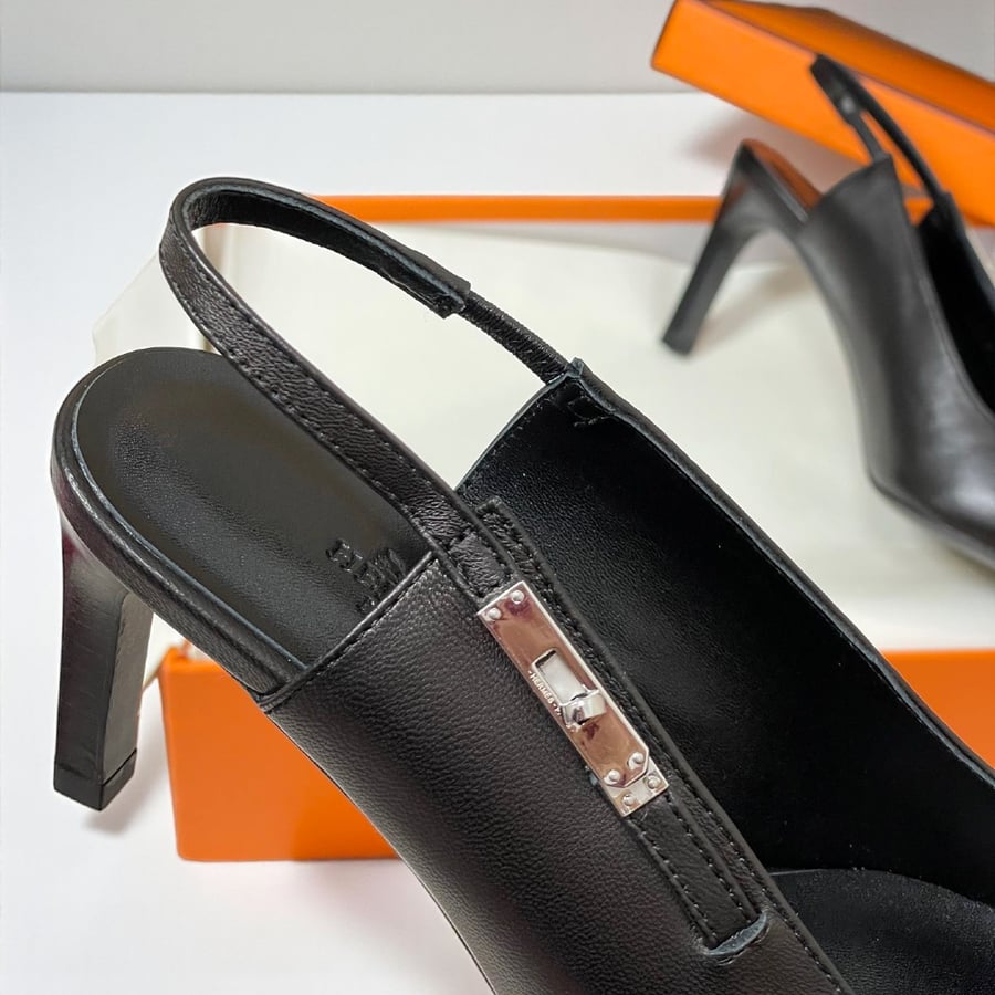 Hermès Lover 80 Pump Slingback in Black Leather