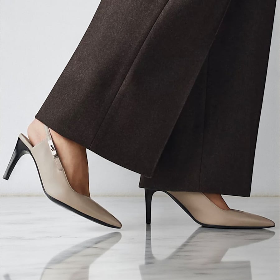 Hermès Lover 80 Pump Slingback in Beige Leather