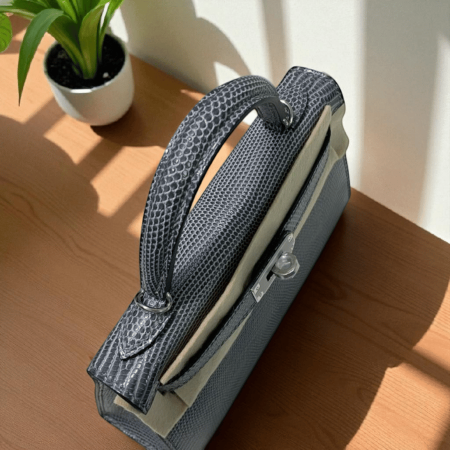 Hermès Kelly 19 in Gris Mouette lizard leather with palladium hardware