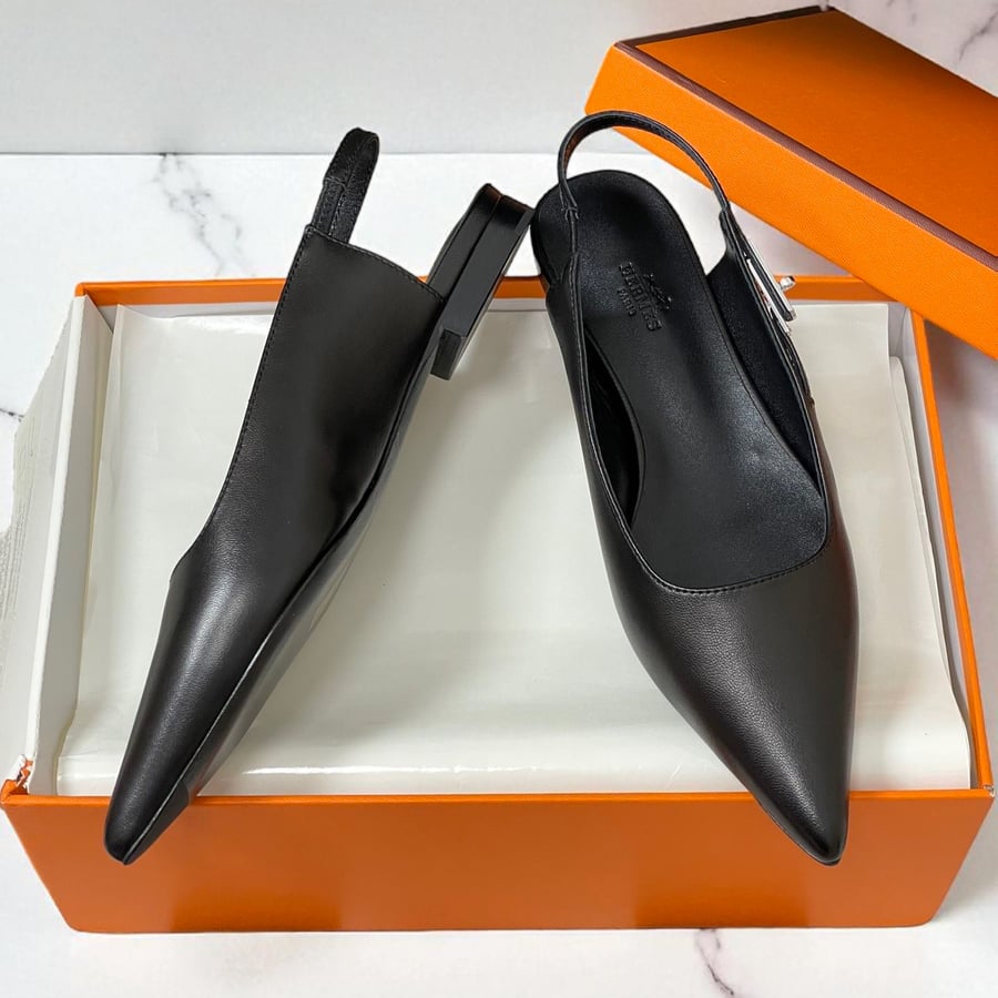 Hermès Lovely Slingback in Black Leather