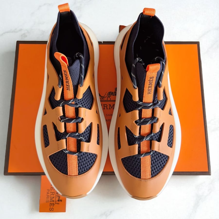 Hermès Katana Sneaker Orange with Black Lining