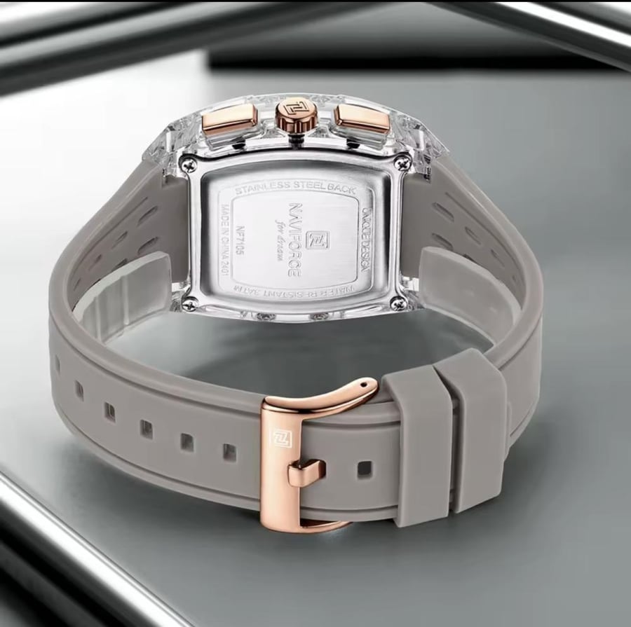 ساعة هوبلت من NAVIFORCE شفاف ذهبي