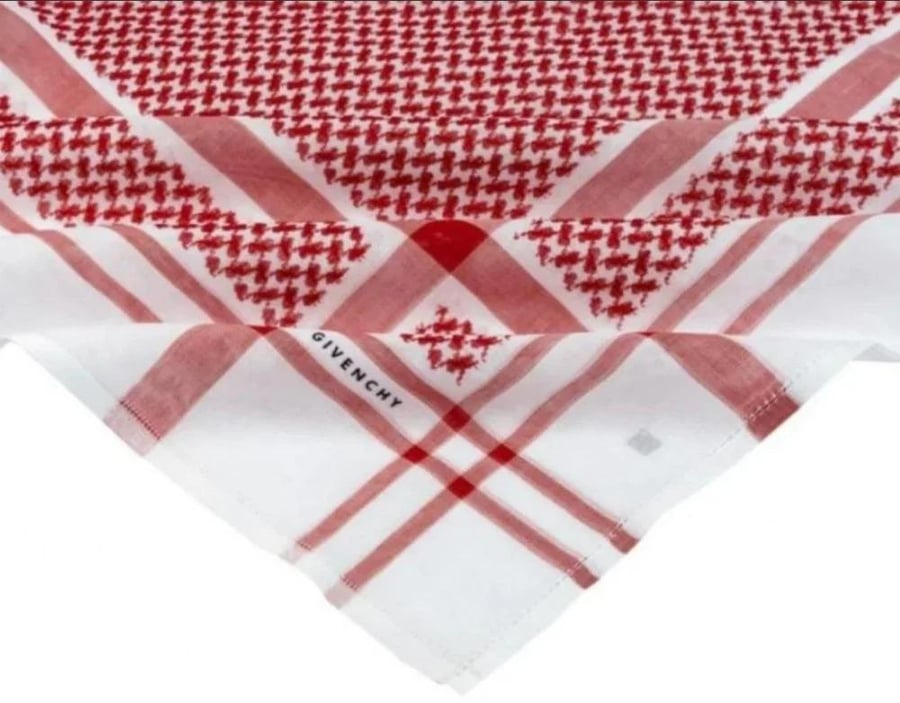 شماغ جيفنشي 2023