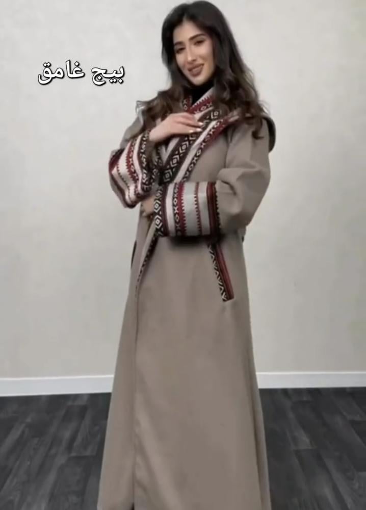 فروات نسائي جوخ مع نقش السدو