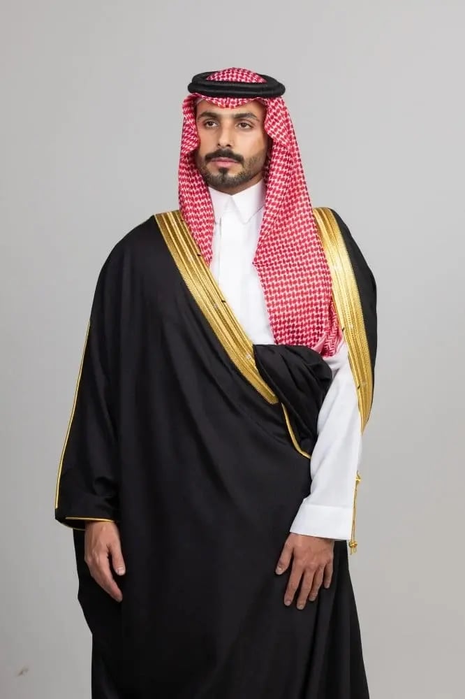 بشت وانيشا أسود شتوي