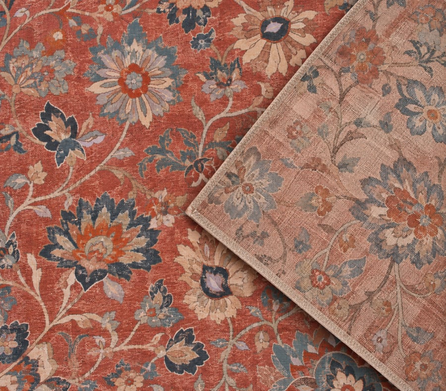 Jouri Classic Rug with Coral Red and Navy Touches
