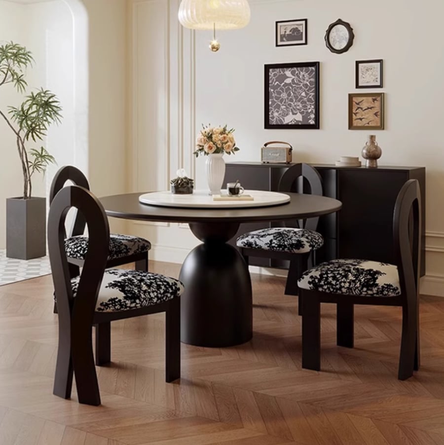 طاولة طعام بتصميم ريترو