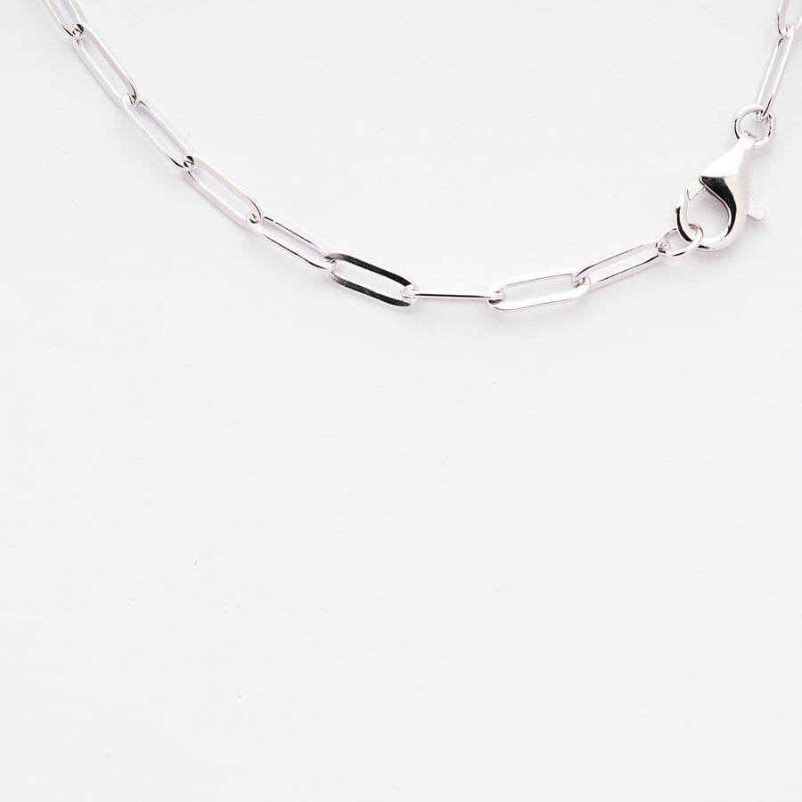 عقد فضة عيار 925