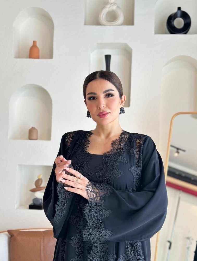 Black French haute couture dantelle