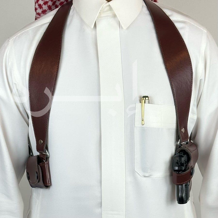 Gun-shaped quarter leather full color brown