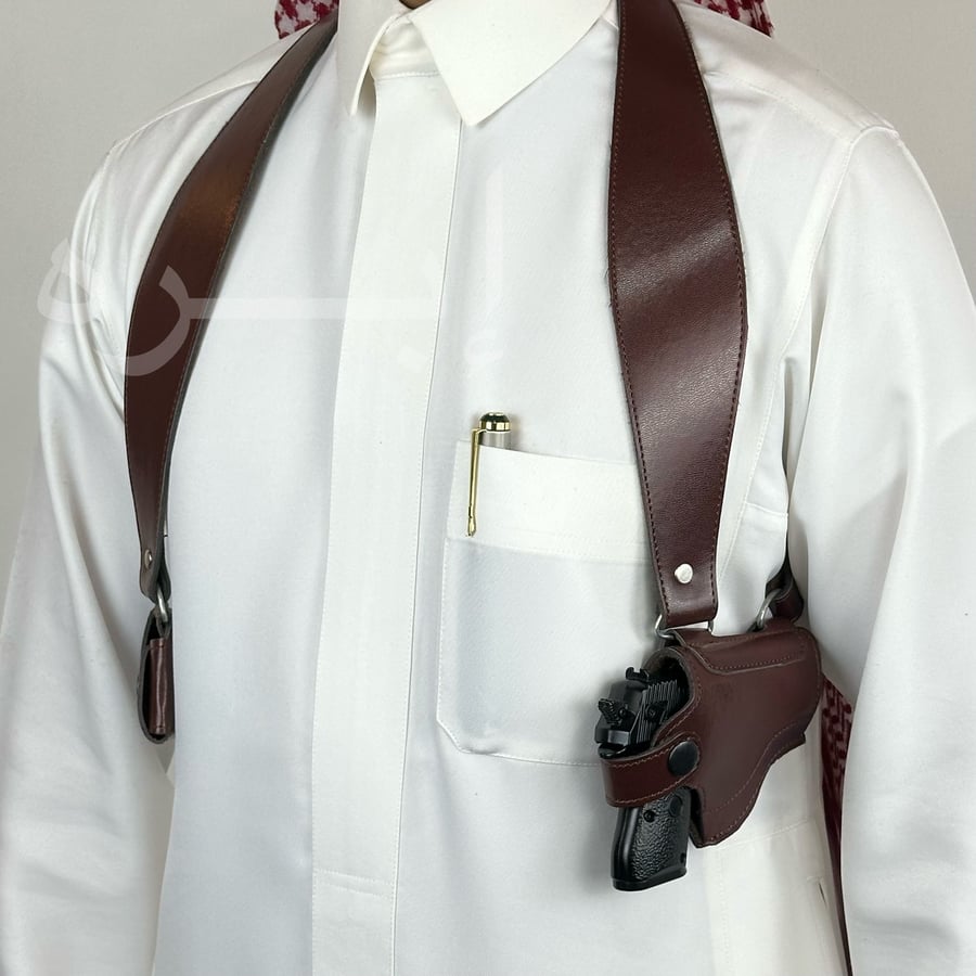 Gun-shaped quarter leather full color brown
